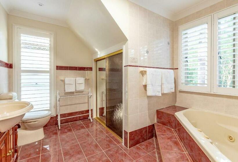 Мотель Woodford Gardens