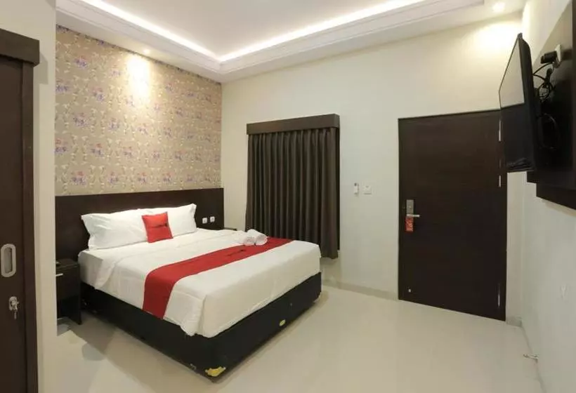 Majatalo Reddoorz Plus Near Solo Paragon Mall