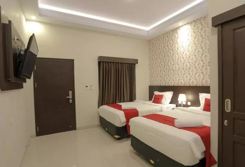 Majatalo Reddoorz Plus Near Solo Paragon Mall