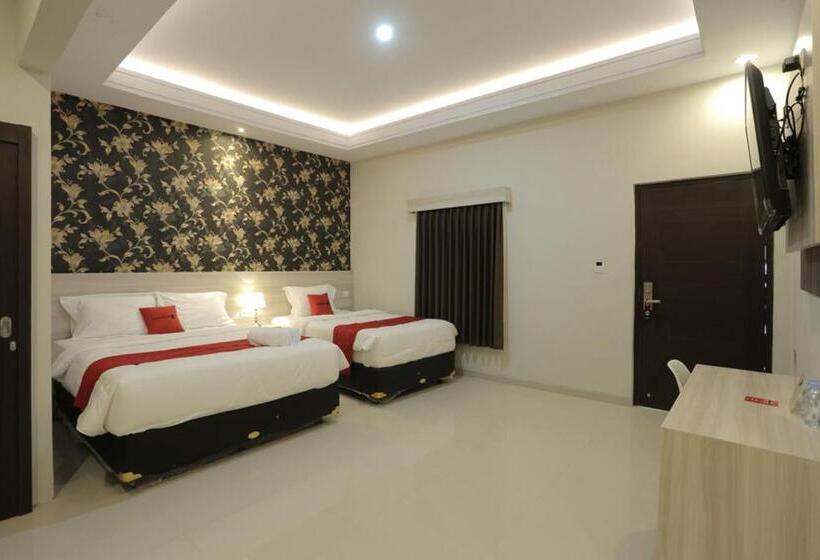 بنسيون Reddoorz Plus Near Solo Paragon Mall