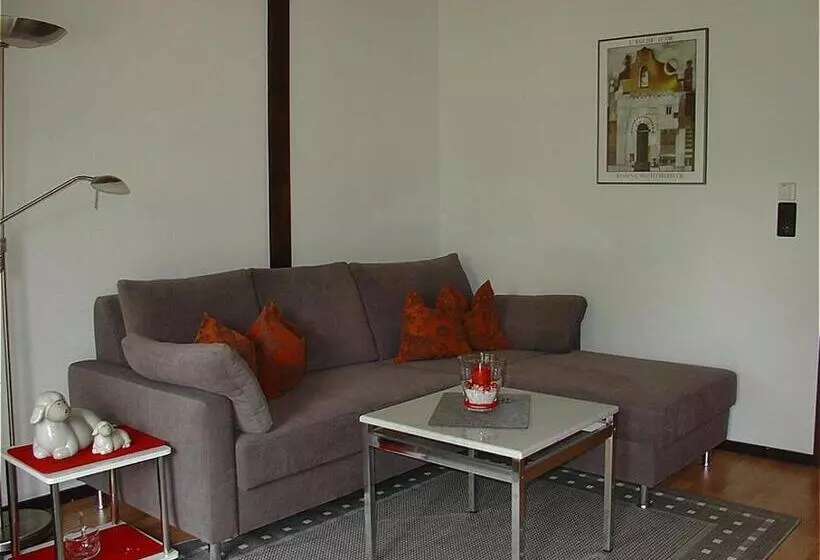 Lomakeskus Type Scout 42