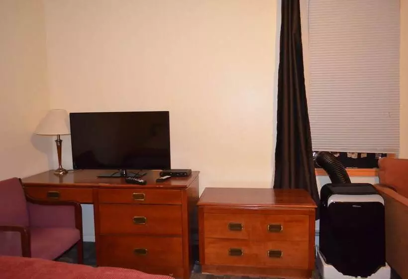 Retkeilymaja Two Hills Inn