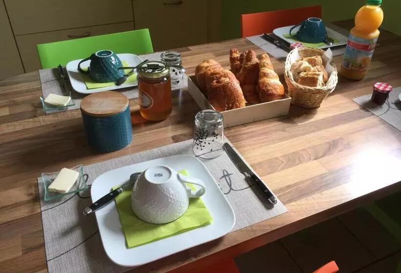 ベッドアンドブレックファースト Le Nid D Alex Spa   Rando