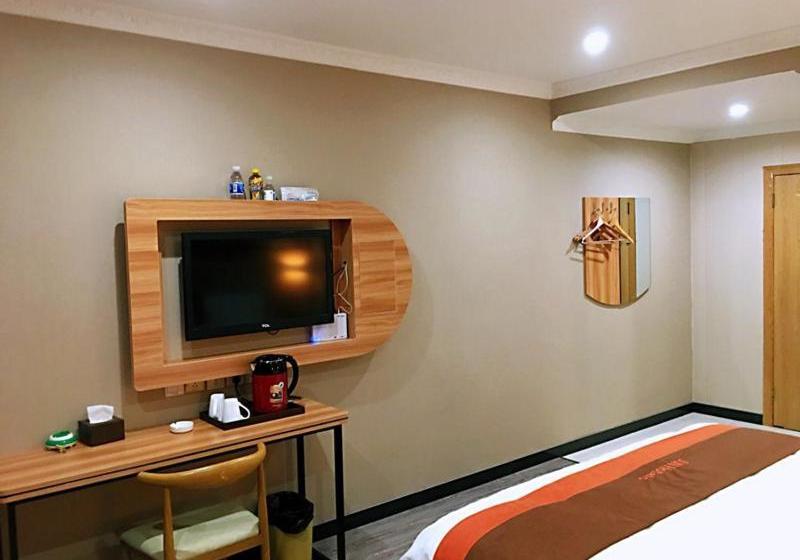 Jun Hotels Chongqing Yubei District Jiangbei International Airport Airport Plaza