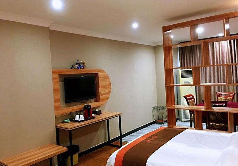 Jun Hotels Chongqing Yubei District Jiangbei International Airport Airport Plaza