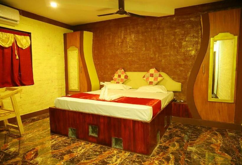 Hotel Navagiraga Resorts &