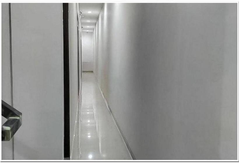 בית מלון כפרי Reddoorz Plus At Merr Rungkut Jl Gunung Anyar