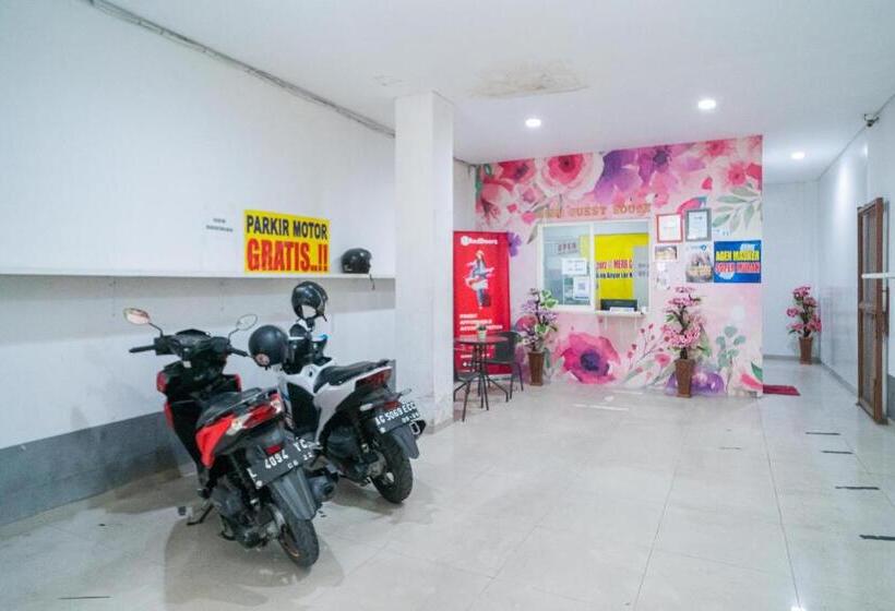 בית מלון כפרי Reddoorz Plus At Merr Rungkut Jl Gunung Anyar