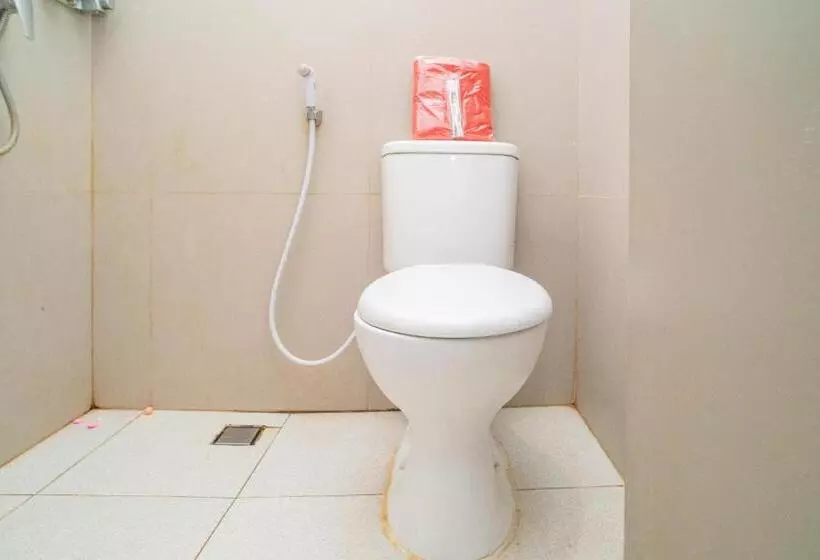 ホテル Reddoorz Plus At Merr Rungkut Jl Gunung Anyar