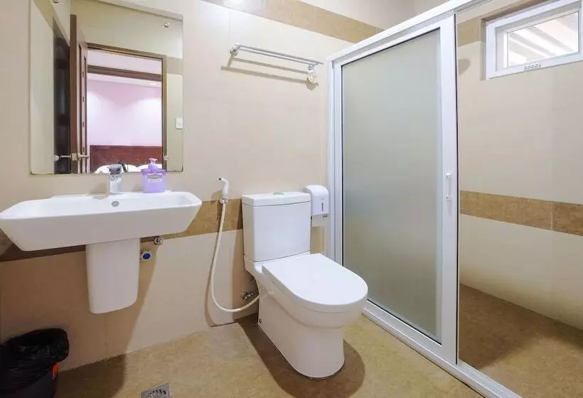 Japi Traveller S Hotel & Restaurant   Main