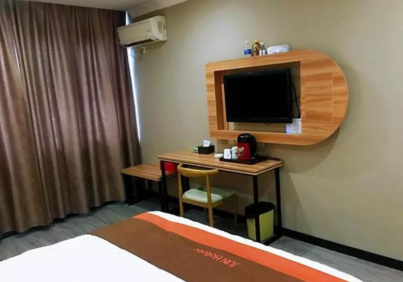 Jun Hotels Chongqing Yubei District Jiangbei International Airport Airport Plaza
