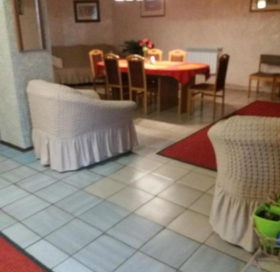 Motel улюблений