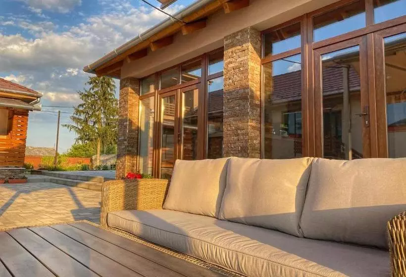 Majatalo Madison Ranch