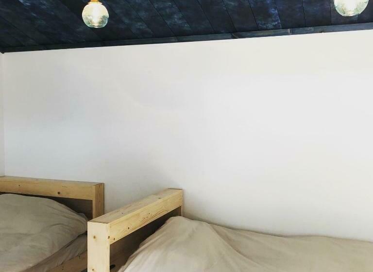 ペンション The Room