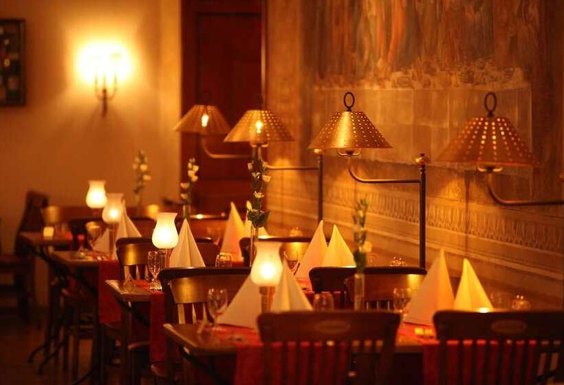 4 Sterne Superior Erlebnishotel Colosseo, Europa Park Freizeitpark & Erlebnis Resort