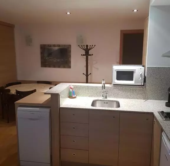 Apartaments Turistics Pirineu