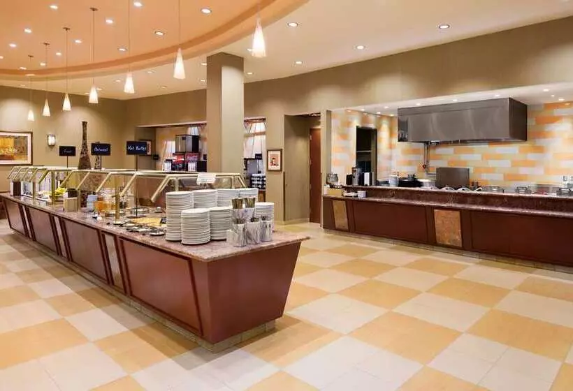 Embassy Suites By Hilton Norman Hotel & Conference Center