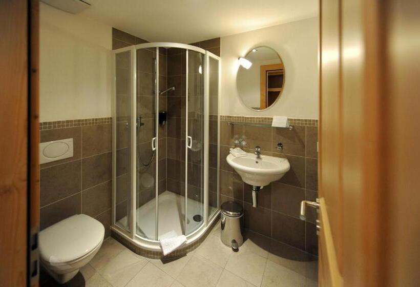 בית מלון כפרי Bellerive Gstaad