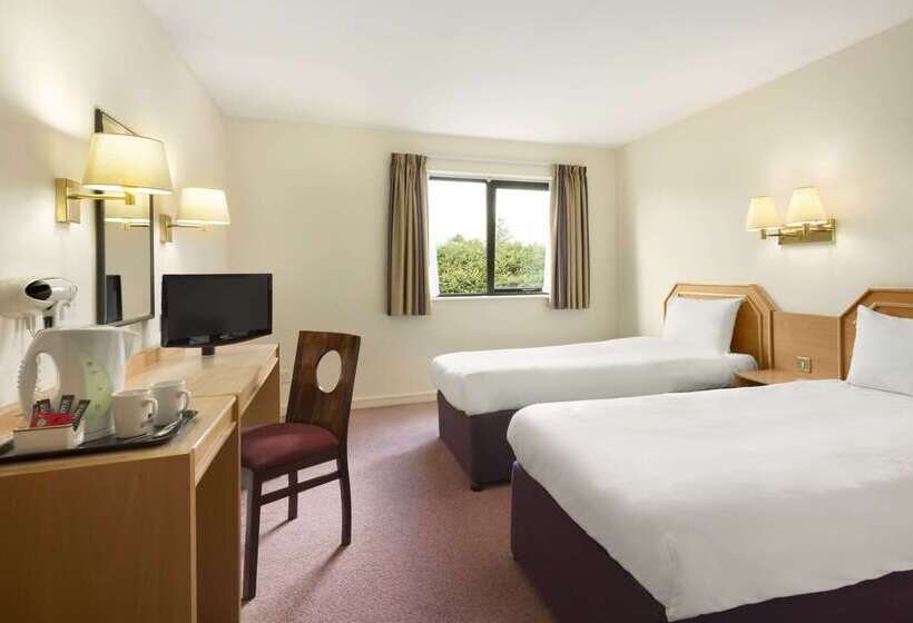 فندق Super 8 By Wyndham Durham