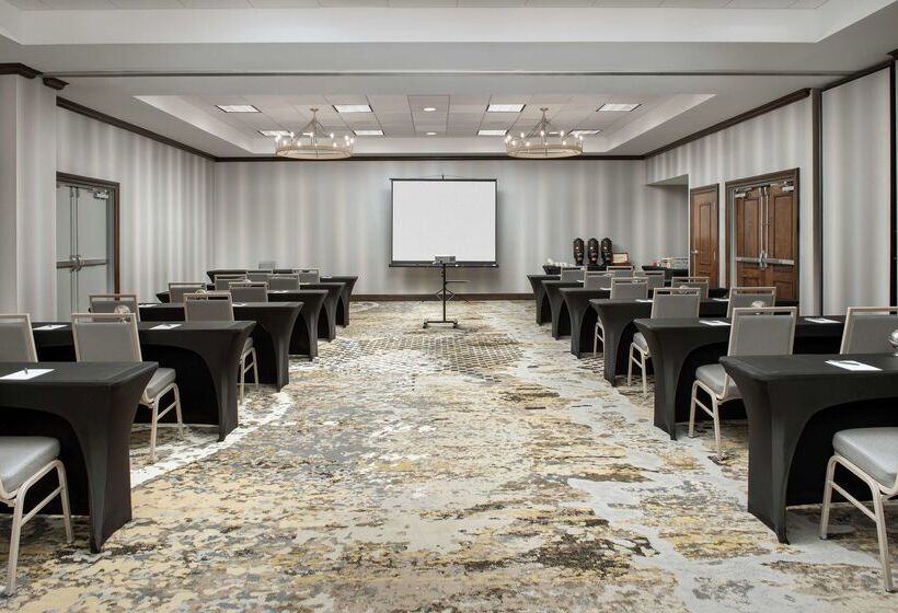 فندق Embassy Suites By Hilton Dulles North Loudoun