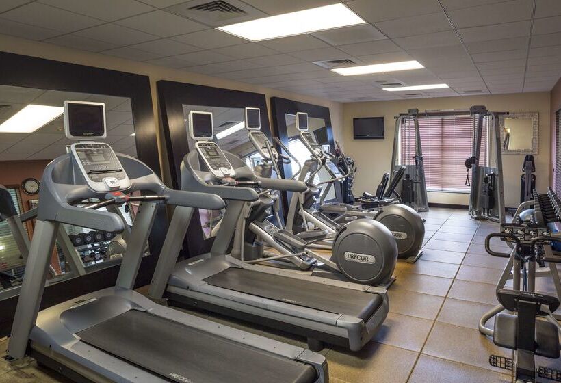 فندق Hilton Garden Inn Hampton Coliseum Central