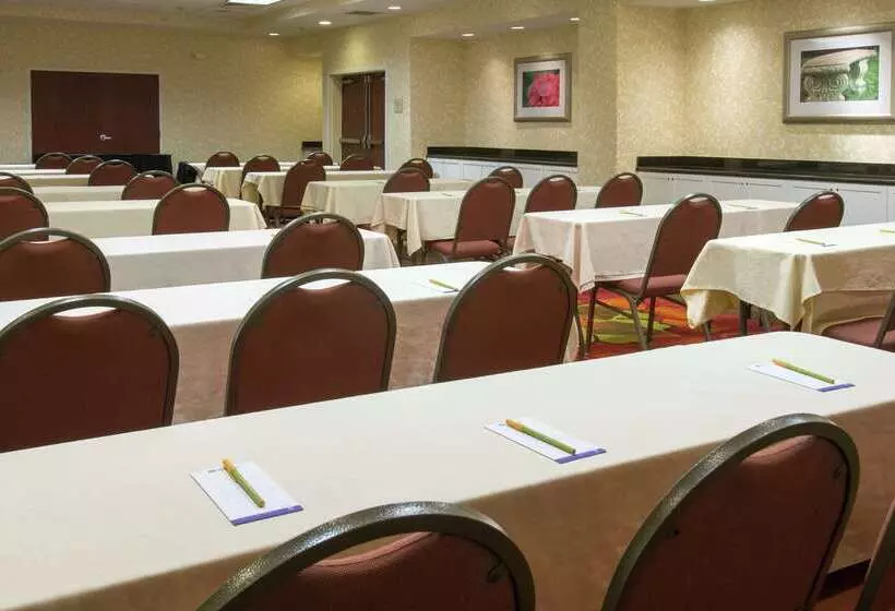 هتل Hilton Garden Inn Macon / Mercer University