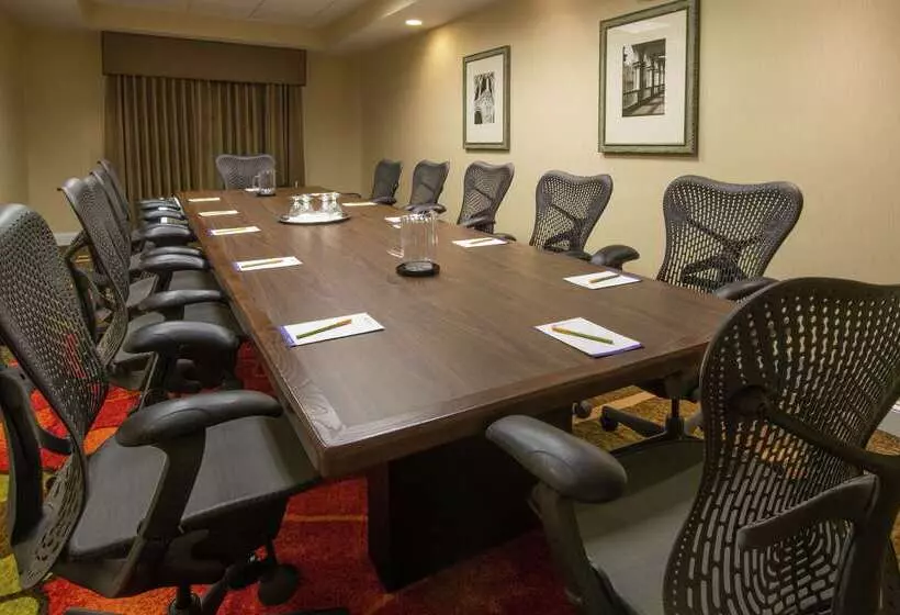 هتل Hilton Garden Inn Macon / Mercer University