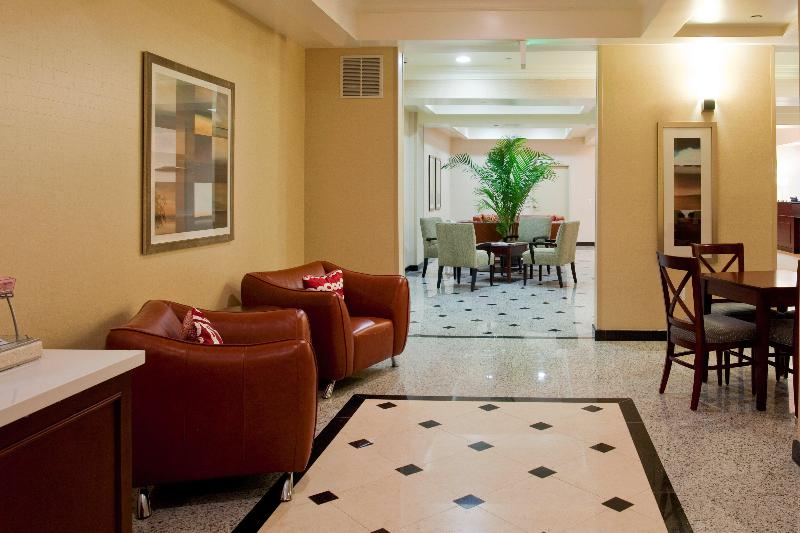 Holiday Inn Express Hotel & Suites Los Angeles Airport Hawthorne, An Ihg