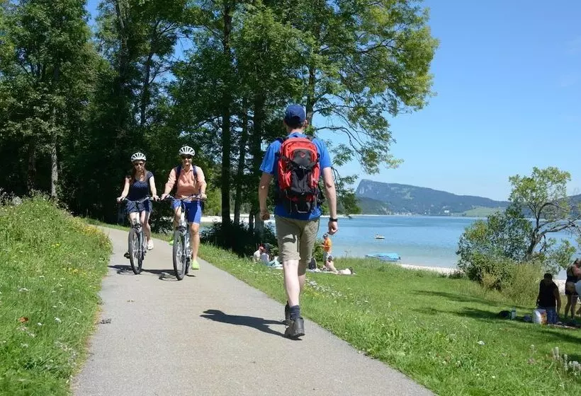 Отель Hôtel De Ville Le Sentier