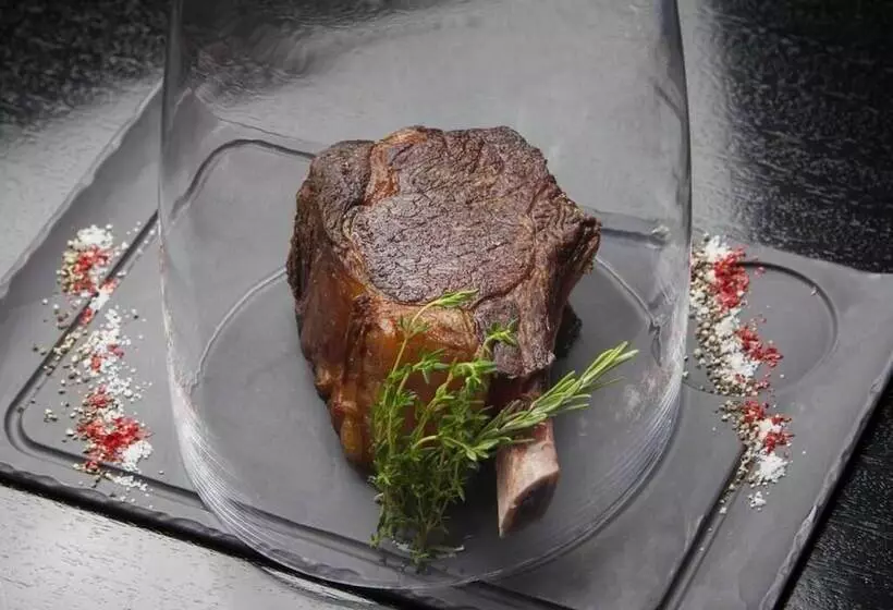 Отель Hôtel De Ville Le Sentier