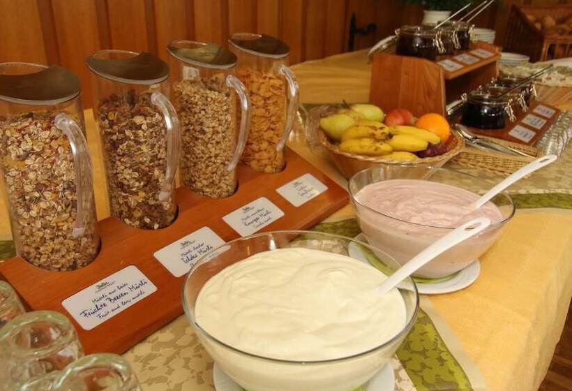 בית מלון כפרי Landgasthof Adler