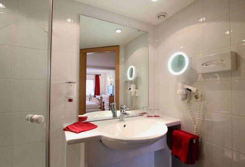 בית מלון כפרי Landgasthof Adler