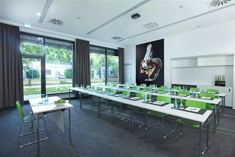 Lindner Hotel Frankfurt Sportpark, Part Of Jdv By Hyatt