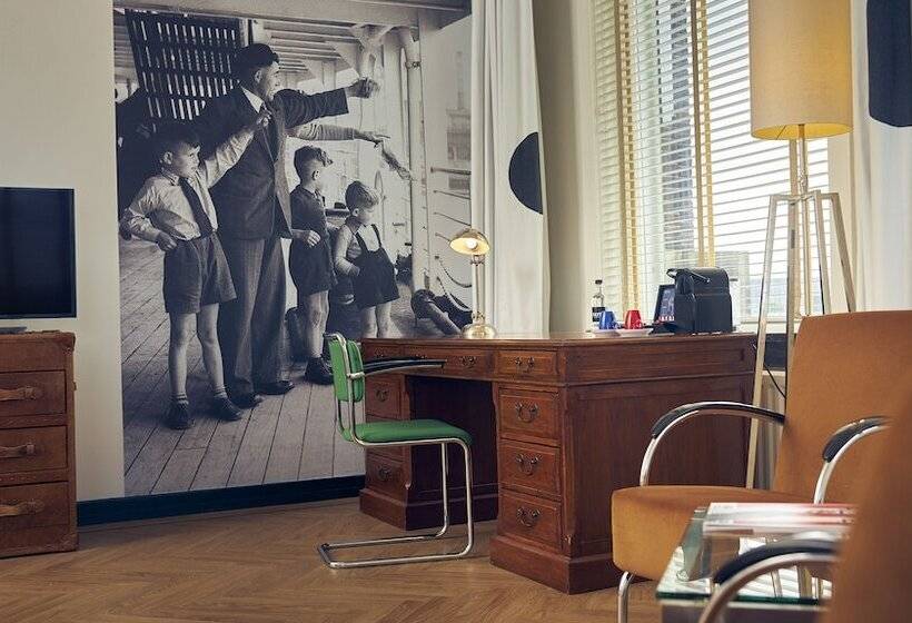 Hotel New York By Westcord