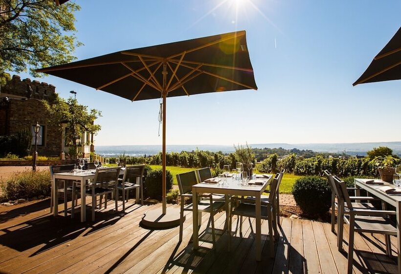 Relais & Châteaux Hotel Burg Schwarzenstein