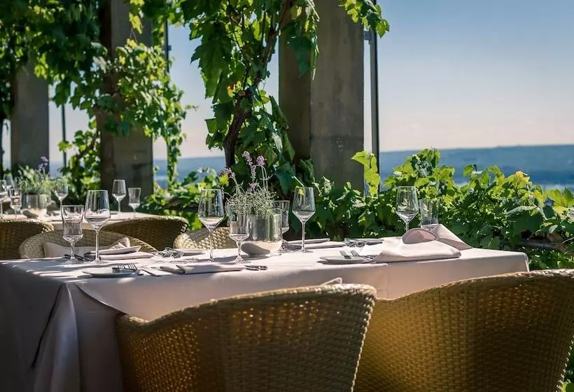 Relais & Châteaux Hotel Burg Schwarzenstein