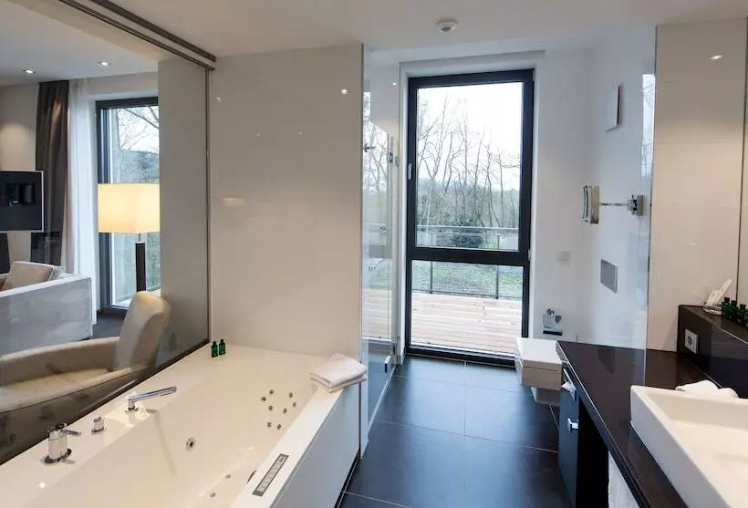 Relais & Châteaux Hotel Burg Schwarzenstein