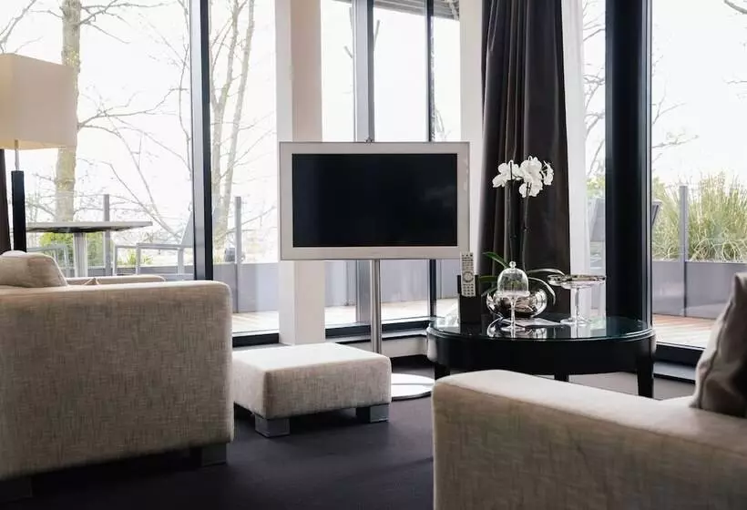 Relais & Châteaux Hotel Burg Schwarzenstein