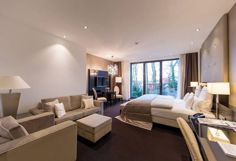 Relais & Châteaux Hotel Burg Schwarzenstein