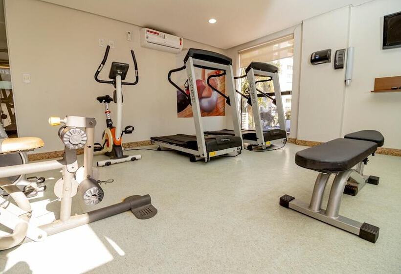 هتل Sun Square Suites