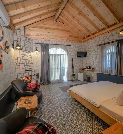 ベッドアンドブレックファースト Pino Mar Luxury Bungalows
