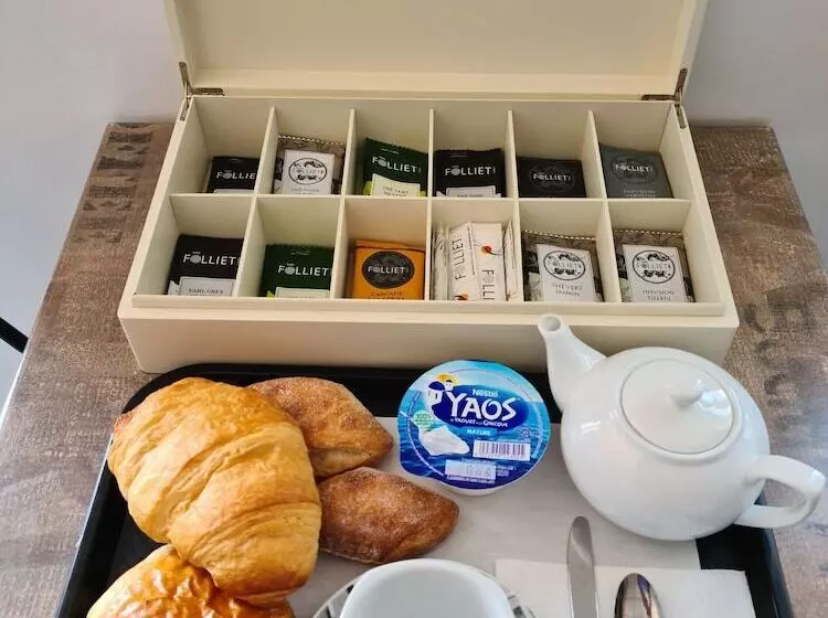 ホテル Berry Hôtel La Châtre