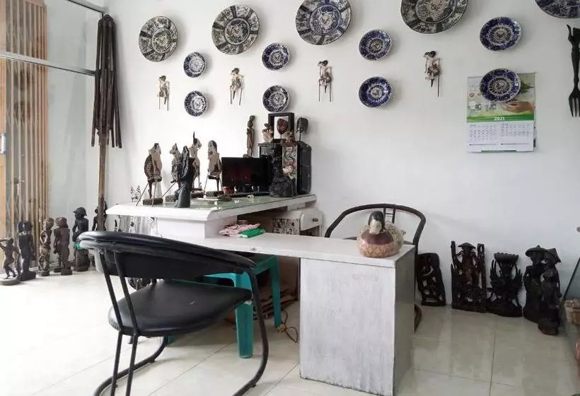 Hotelli Oyo 90229 Fidel Caestro Homestay