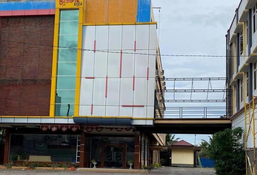 Hotel Reddoorz Plus Syariah @ Jalan Syiah Kuala Banda Aceh