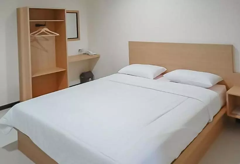 Hotelli Reddoorz Syariah Plus Near Tanjungpura University 2 Pontianak