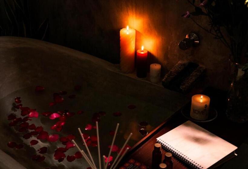 בית מלון כפרי Younger Villa