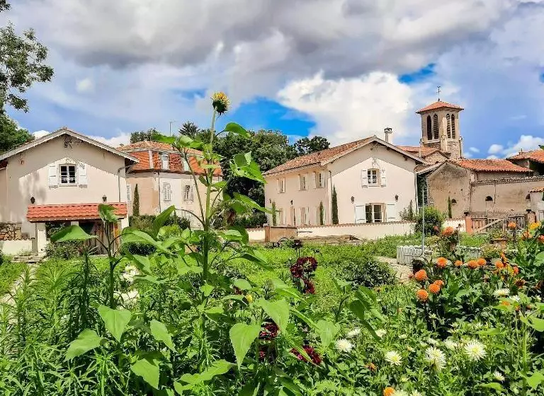 Aamiaismajoitus (B&B) Le Cottage Du Parc