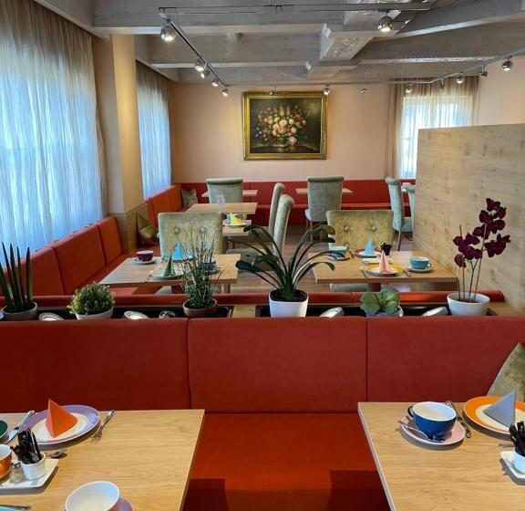 Отель Fohlenhof