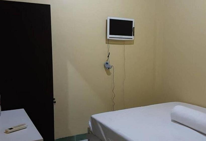 Hotel Guest House Syariah Lp3b Brebes Redpartner