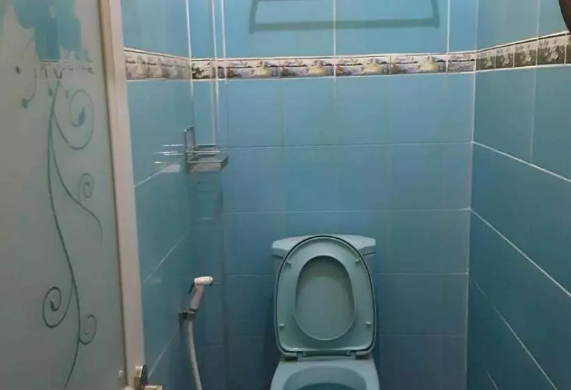 Hotelli Guest House Syariah Lp3b Brebes Redpartner